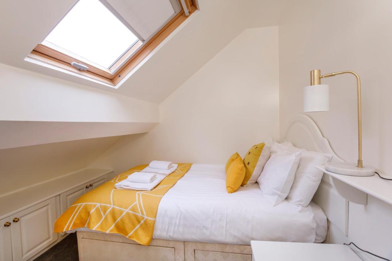Shambles Suites In The Centre Of York, Sleeps 16 Eksteriør billede