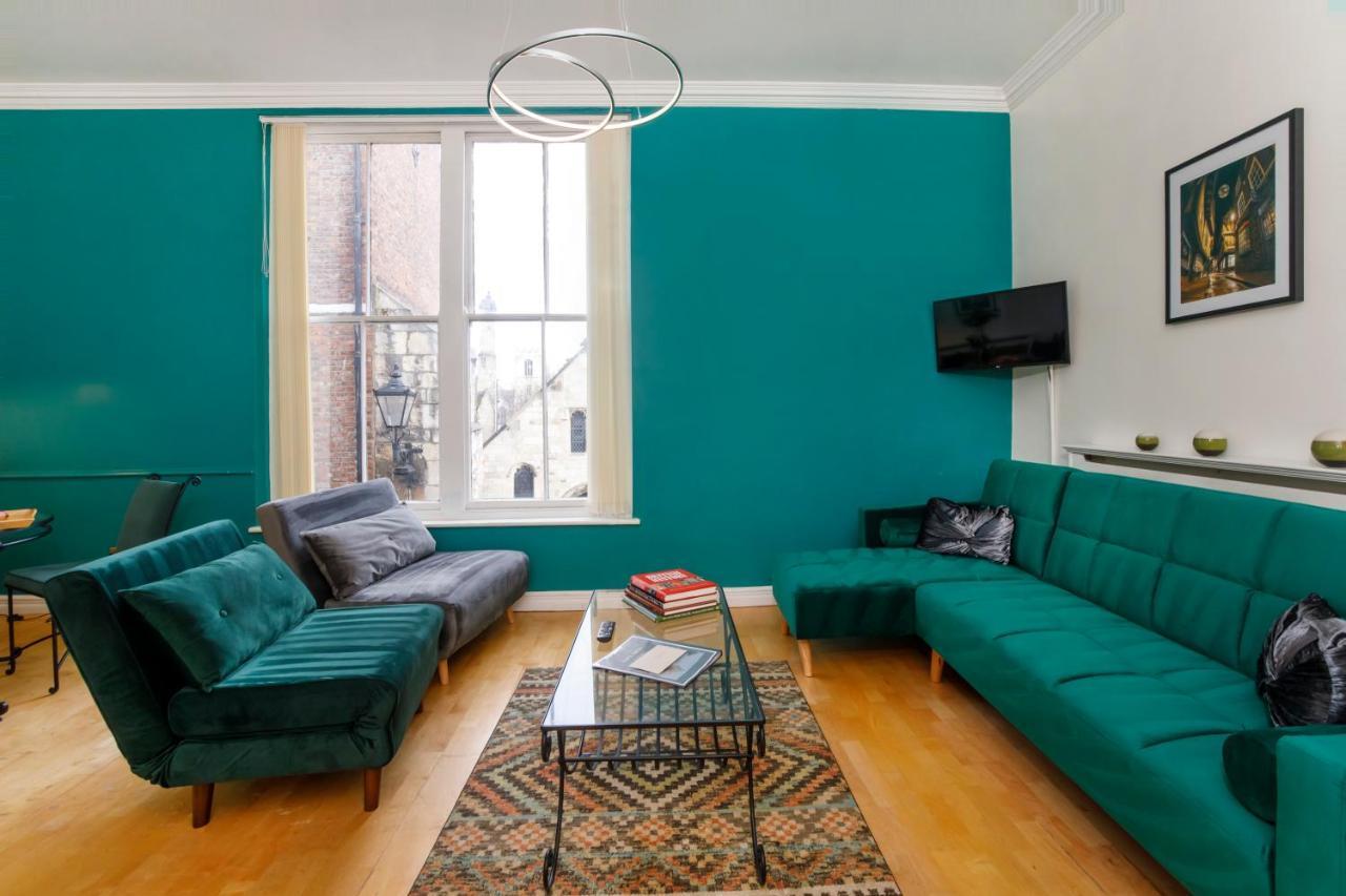 Shambles Suites In The Centre Of York, Sleeps 16 Eksteriør billede