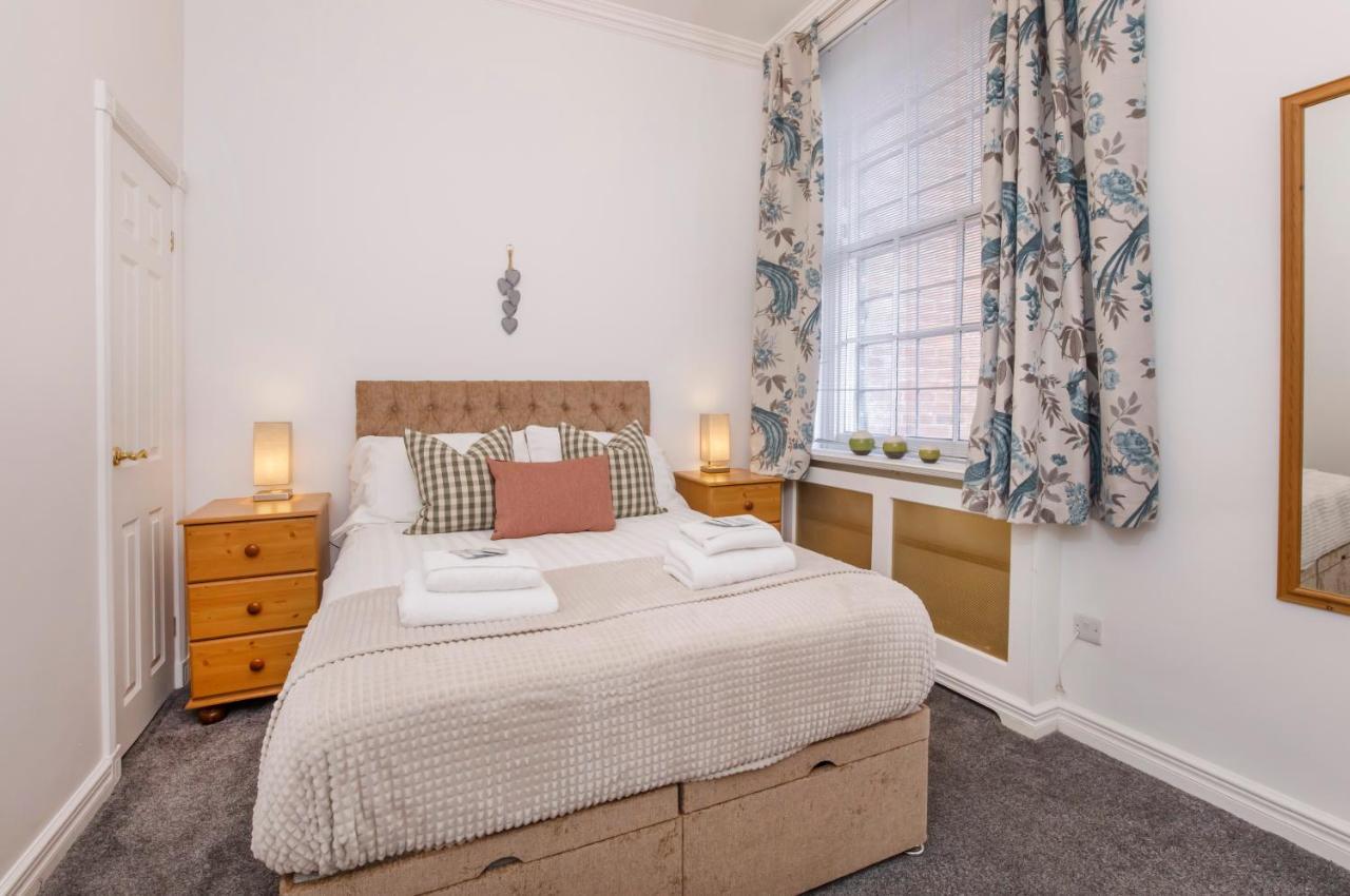 Shambles Suites In The Centre Of York, Sleeps 16 Eksteriør billede